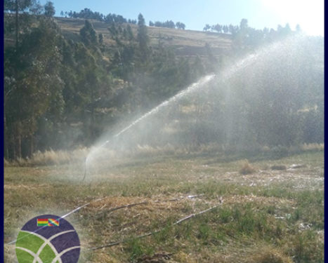 <span id='sec'>En Cochabamba - Tiraque:</span><br><span id='prim'>Nuevo sistema de riego potenciara la producción agrícola en el municipio de Tiraque</span>