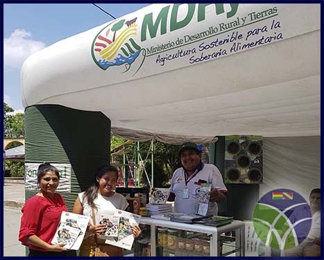 <span id='sec'>Chimoré - Cochabamba:</span><br><span id='prim'>Gobierno informa en feria sobre el apoyo al sector agroproductivo del trópico de Cochabamba</span>