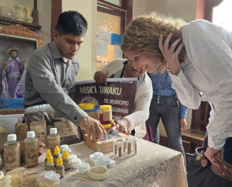 INVERSIÓN MILLONARIA IMPULSA EL DESARROLLO INTEGRAL EN LOS YUNGAS DE LA PAZ