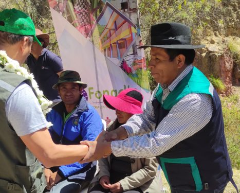 IMPLEMENTAMOS SISTEMA DE RIEGO,  PARA INCREMENTAR LA PRODUCCIÓN AGRÍCOLA EN EL MUNICIPIO DE ANZALDO, COCHABAMBA