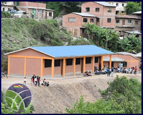 <span id='sec'>En La Paz - Cajuata:</span><br><span id='prim'>Municipio de Cajuata se beneficia con la construcción de aulas educativas</span>