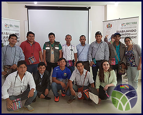 <span id='sec'>Cochabamba:</span><br><span id='prim'>Productores del Perú reconocen modelo de “desarrollo con coca” de Bolivia</span>